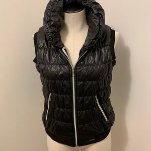 Black puffer vest